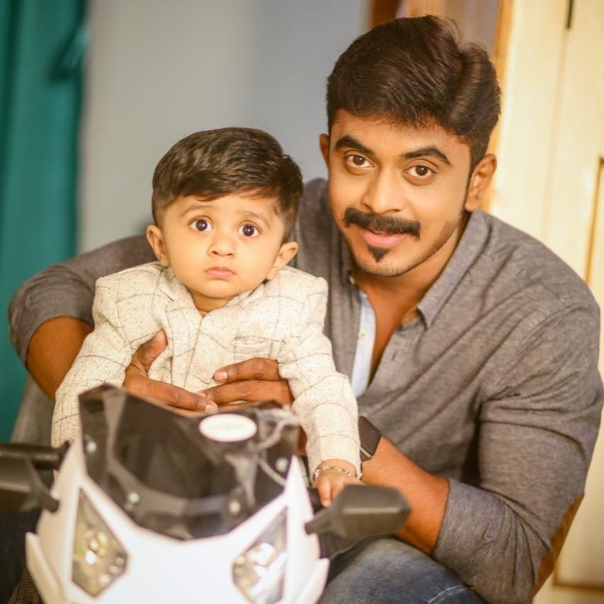 Azeem with his son Rayyan